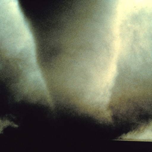 eliminar Storm Chasers